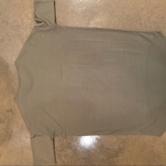 Lularoe Irma top - Picture 3 of 3